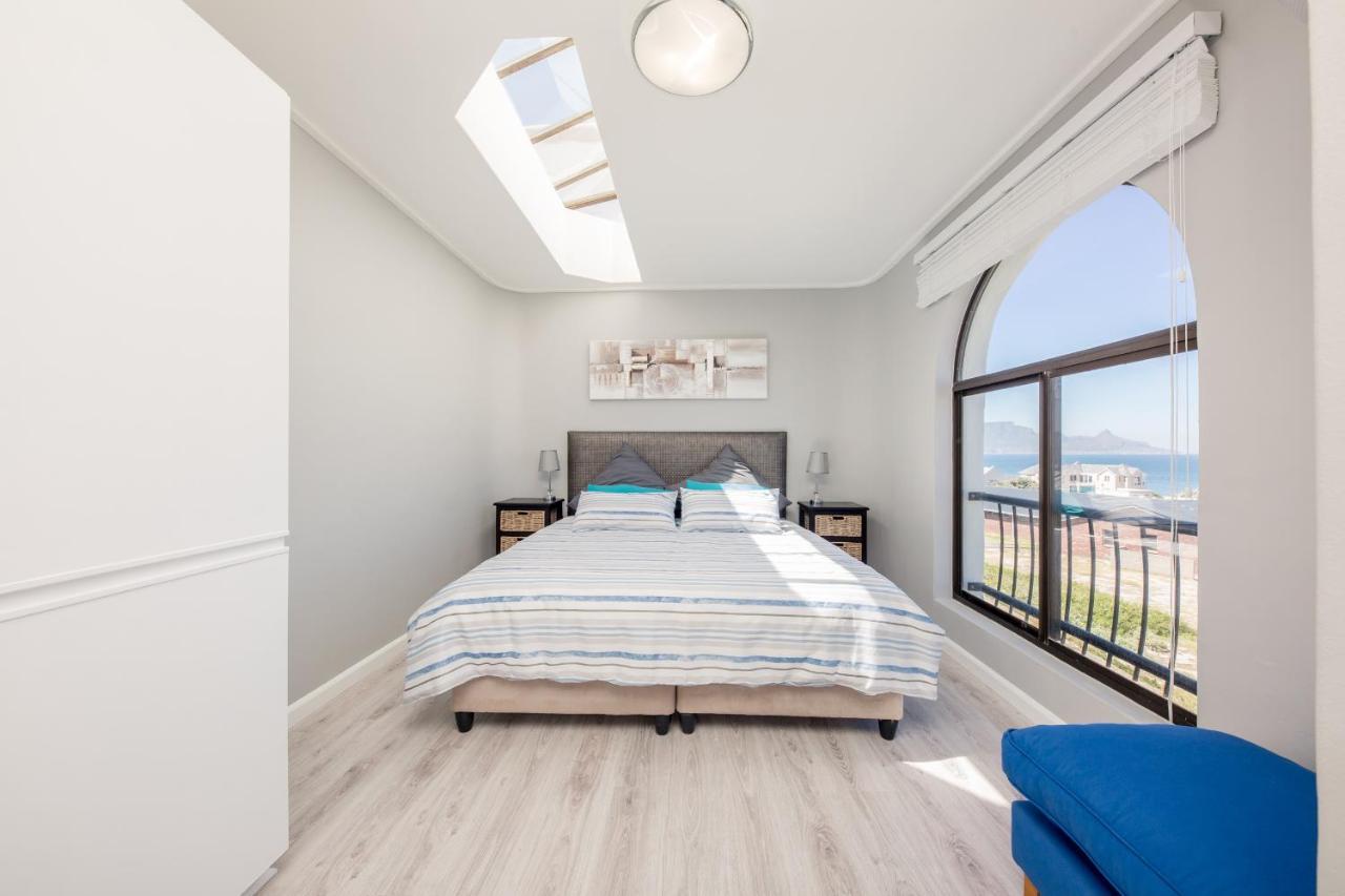 Big Blue Accommodation Bloubergstrand Esterno foto