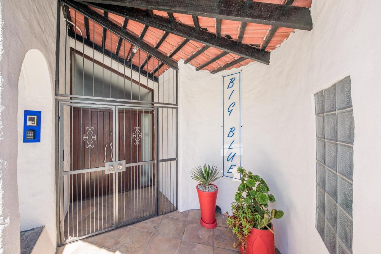Big Blue Accommodation Bloubergstrand Esterno foto